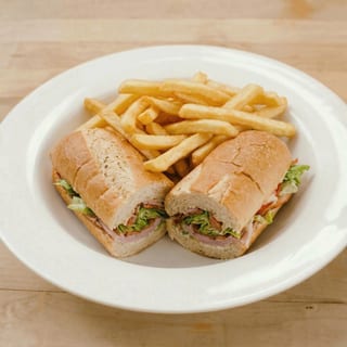 Buffalo Chicken Sandwich Lunch Combo